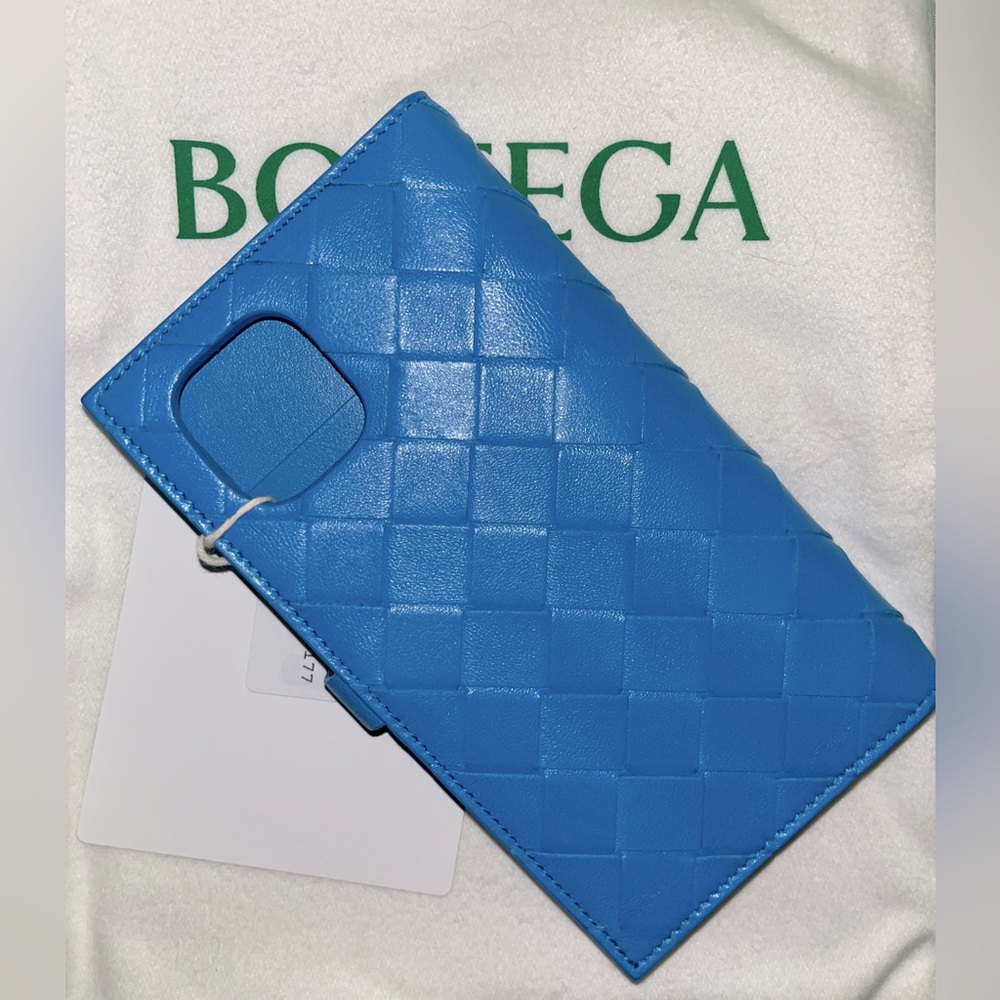Bottega Veneta Blue Tech Gadgets Intricate Leather Phone Card Case New Condition - Picture 3 of 5